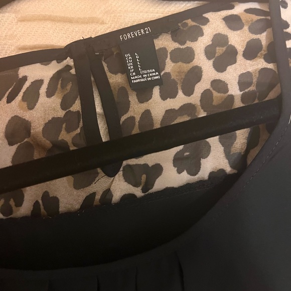 Leopard blouse - Picture 4 of 4